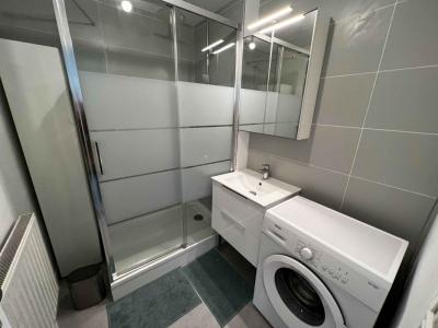 Louer Appartement Bron 710 euros