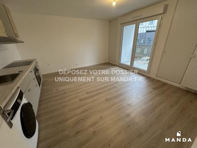 Louer Appartement 43 m2 Evry