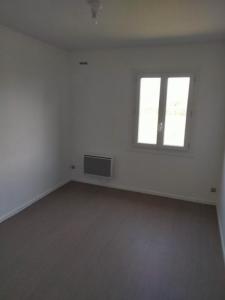 For rent Chappes 4 rooms 79 m2 Allier (03390) photo 3