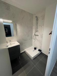 Louer Appartement Courdimanche 624 euros