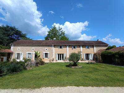 For sale Bassillac BASSILAC 8 rooms 288 m2 Dordogne (24330) photo 1