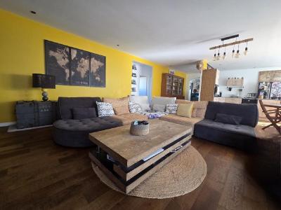 For sale BOURG � PIED 4 rooms 145 m2 Vendee (85340) photo 0