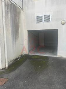 Louer Local commercial Roche-sur-yon 15360 euros