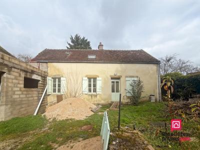 For sale Avallon 2 rooms 100 m2 Yonne (89200) photo 0