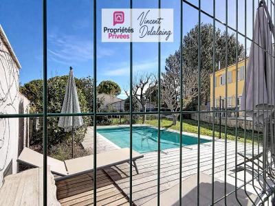 For sale Pertuis 8 rooms 218 m2 Vaucluse (84120) photo 0