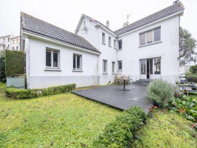 For sale Saint-sebastien-sur-loire 11 rooms 285 m2 Loire atlantique (44230) photo 0