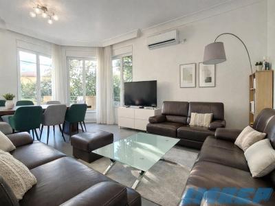 For sale Marseille-9eme-arrondissement 8 rooms 224 m2 Bouches du Rhone (13009) photo 0