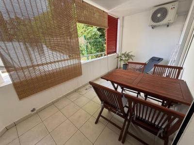 Louer Appartement 42 m2 Belle-pierre