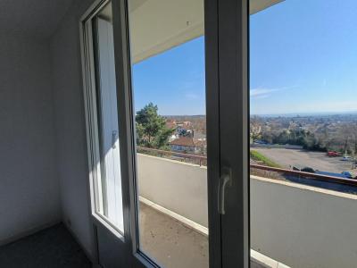 Annonce Location 4 pi�ces Appartement Luxeuil-les-bains 70