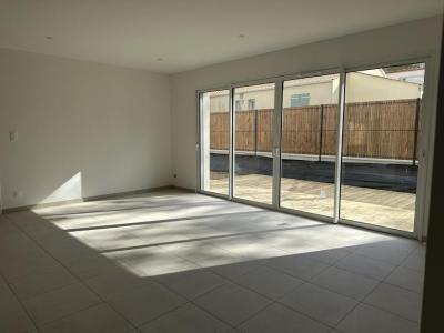 For rent Longeville-sur-mer 6 rooms 109 m2 Vendee (85560) photo 2