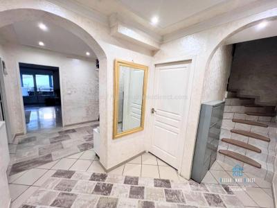 For sale Saint-jean-de-moirans 7 rooms 160 m2 Isere (38430) photo 3