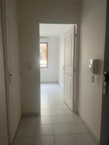 For rent Rouen 1 room 23 m2 Seine maritime (76000) photo 2