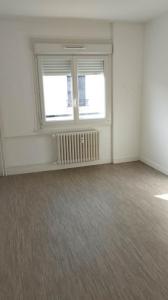 Louer Appartement 75 m2 Givonne