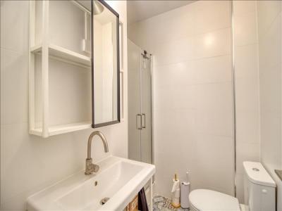 Louer Appartement Rueil-malmaison 910 euros