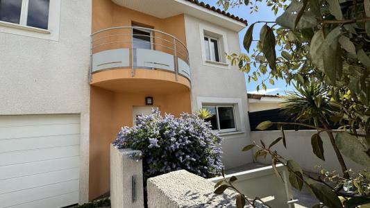 For sale CENTRE VILLAGE 5 rooms 106 m2 Herault (34670) photo 0