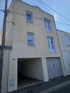 For sale GARE 4 rooms 64 m2 Vendee (85100) photo 0