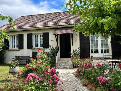 For sale Marines 5 rooms 106 m2 Val d'Oise (95640) photo 0