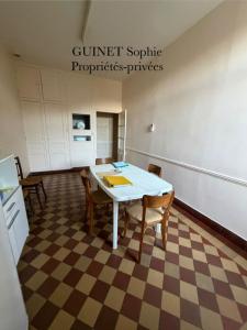 For sale Lucon 9 rooms 109 m2 Vendee (85400) photo 3