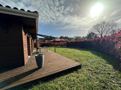 For sale Parentis-en-born 4 rooms 82 m2 Landes (40160) photo 1