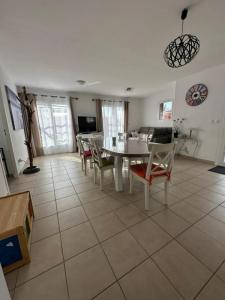 For sale Parentis-en-born 4 rooms 82 m2 Landes (40160) photo 4