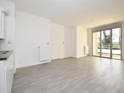 For rent Montreuil-bellay 2 rooms 66 m2 Maine et loire (49260) photo 4