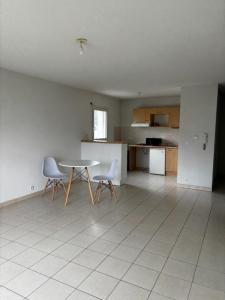 For rent Saint-brieuc 2 rooms 57 m2 Cotes d'armor (22000) photo 1