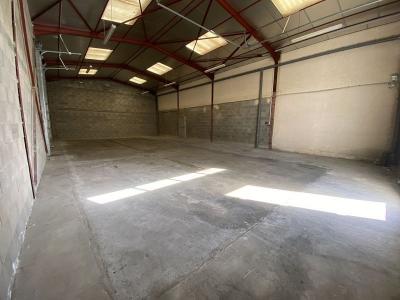 Louer Local commercial Montrond-les-bains Loire