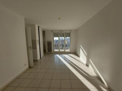 Acheter Appartement 43 m2 Nimes