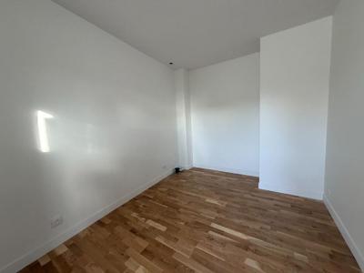 For sale Angers 7 rooms 146 m2 Maine et loire (49000) photo 4
