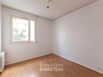 Louer Appartement Tassin-la-demi-lune 924 euros