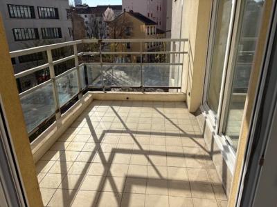 For rent Villeurbanne 3 rooms 75 m2 Rhone (69100) photo 0