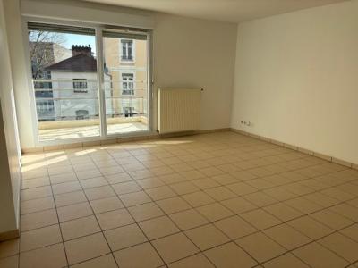 Louer Appartement 75 m2 Villeurbanne