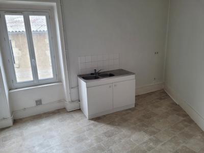For rent Martres-de-veyre 3 rooms 68 m2 Puy de dome (63730) photo 1