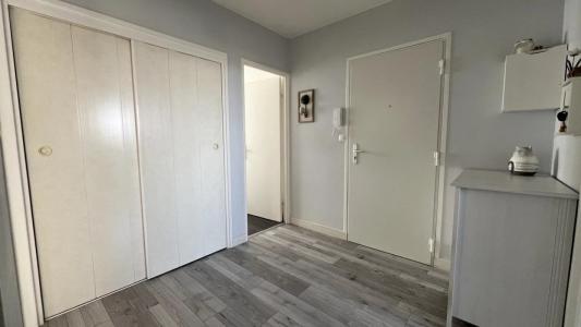 For sale Clayes-sous-bois 3 rooms 62 m2 Yvelines (78340) photo 3