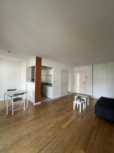 For rent Lyon-8eme-arrondissement 1 room 34 m2 Rhone (69008) photo 0