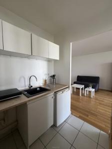 Louer Appartement Lyon-8eme-arrondissement 801 euros