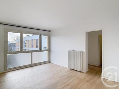 For rent Thiais 3 rooms 52 m2 Val de Marne (94320) photo 0