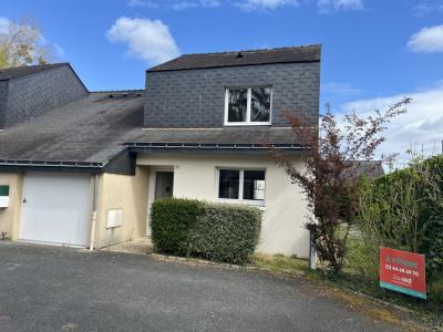 For sale Beaufort-en-vallee 4 rooms 84 m2 Maine et loire (49250) photo 0