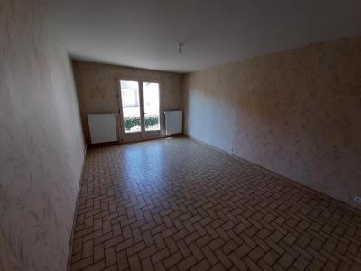 For sale Beaufort-en-vallee 2 rooms 55 m2 Maine et loire (49250) photo 3
