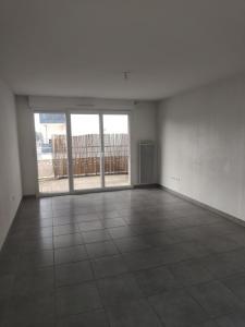 For sale Nantes 3 rooms 61 m2 Loire atlantique (44000) photo 2