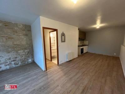 Louer Appartement 54 m2 Ennery