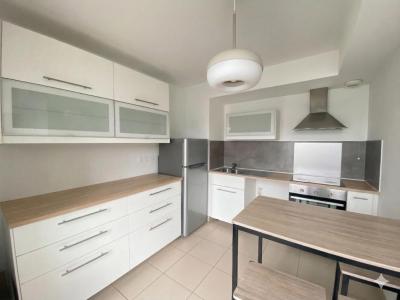 For rent Rennes 3 rooms 71 m2 Ille et vilaine (35000) photo 1