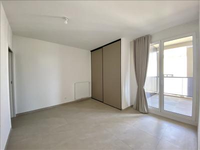 Louer Appartement Castelnau-le-lez 830 euros