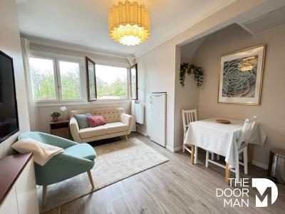 For rent Mesnil-saint-denis 3 rooms 34 m2 Yvelines (78320) photo 0