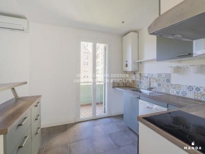 Louer Appartement Marseille-8eme-arrondissement Bouches du Rhone