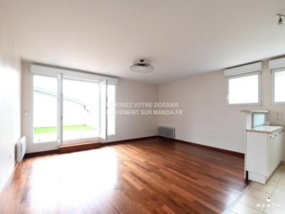 For rent Nanterre 3 rooms 66 m2 Hauts de Seine (92000) photo 0