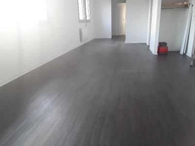 For rent Begles 3 rooms 62 m2 Gironde (33130) photo 0