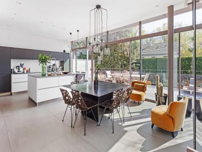 For sale Nantes 9 rooms 260 m2 Loire atlantique (44300) photo 2