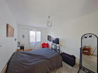 For sale Milhaud 4 rooms 95 m2 Gard (30540) photo 4