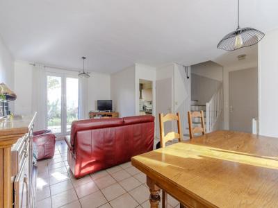 For sale Mureaux 6 rooms 105 m2 Yvelines (78130) photo 2